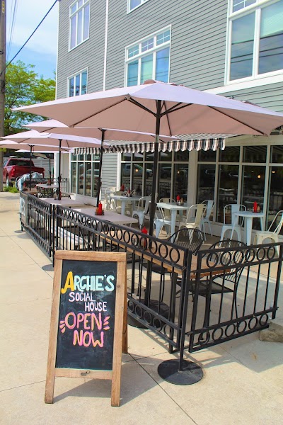 Archie's Social House food truck in Traverse City