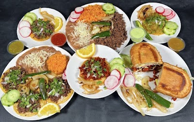 Taquería Corona food truck in Fresno