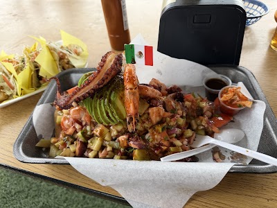 Mariscos la cruda food truck