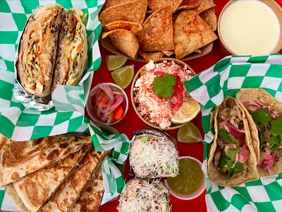 BANDITOS food truck in Auburn