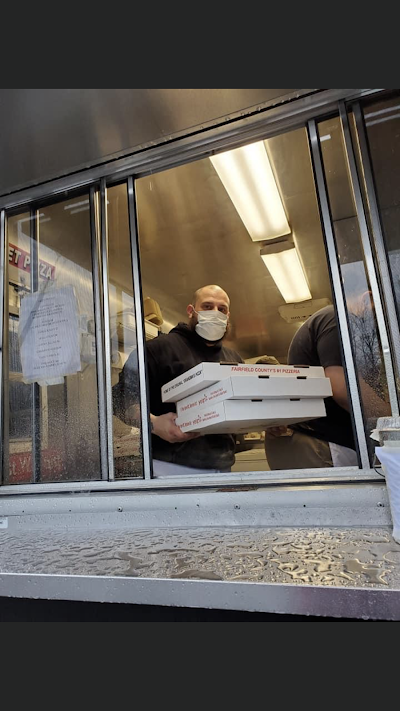 Dave’s Mobile Planet Pizza food truck in Mystic