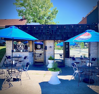 JQ's On High food truck in Jefferson City