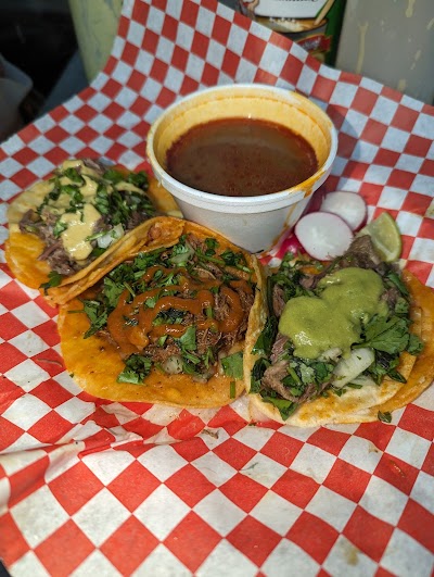 Yoyo's Tacos food truck in Provo