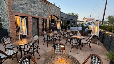 Bear & Dragon Cafe & Restaurant food truck