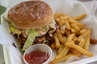 Mendoza’s Taqueria y Mariscos food truck in Baton Rouge