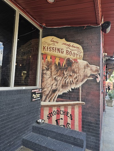 Bear's Smokehouse Barbecue food truck in Asheville