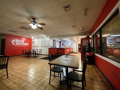 Hen House Nashville Hot Chicken food truck in Buffalo