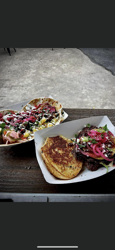 El Gato Peligroso food truck in Knoxville