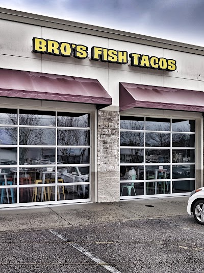 Bro's Fish Tacos food truck