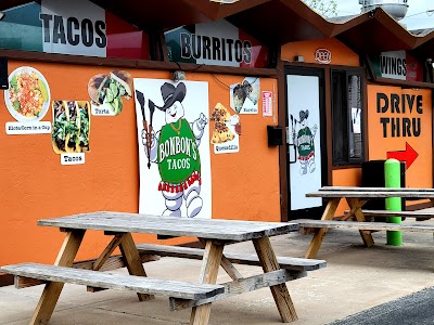Bonbon’s Tacos food truck in Davenport
