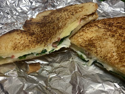 The Toasted Cheezer food truck in Santa Fe